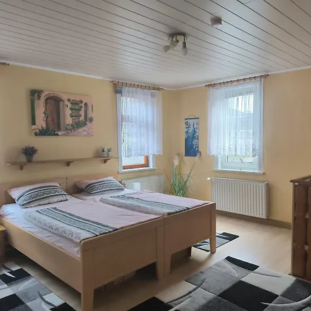 アパート Neubert Leutenberg